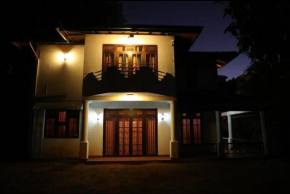Fairland Bungalow - Peradeniya, Sri Lanka
